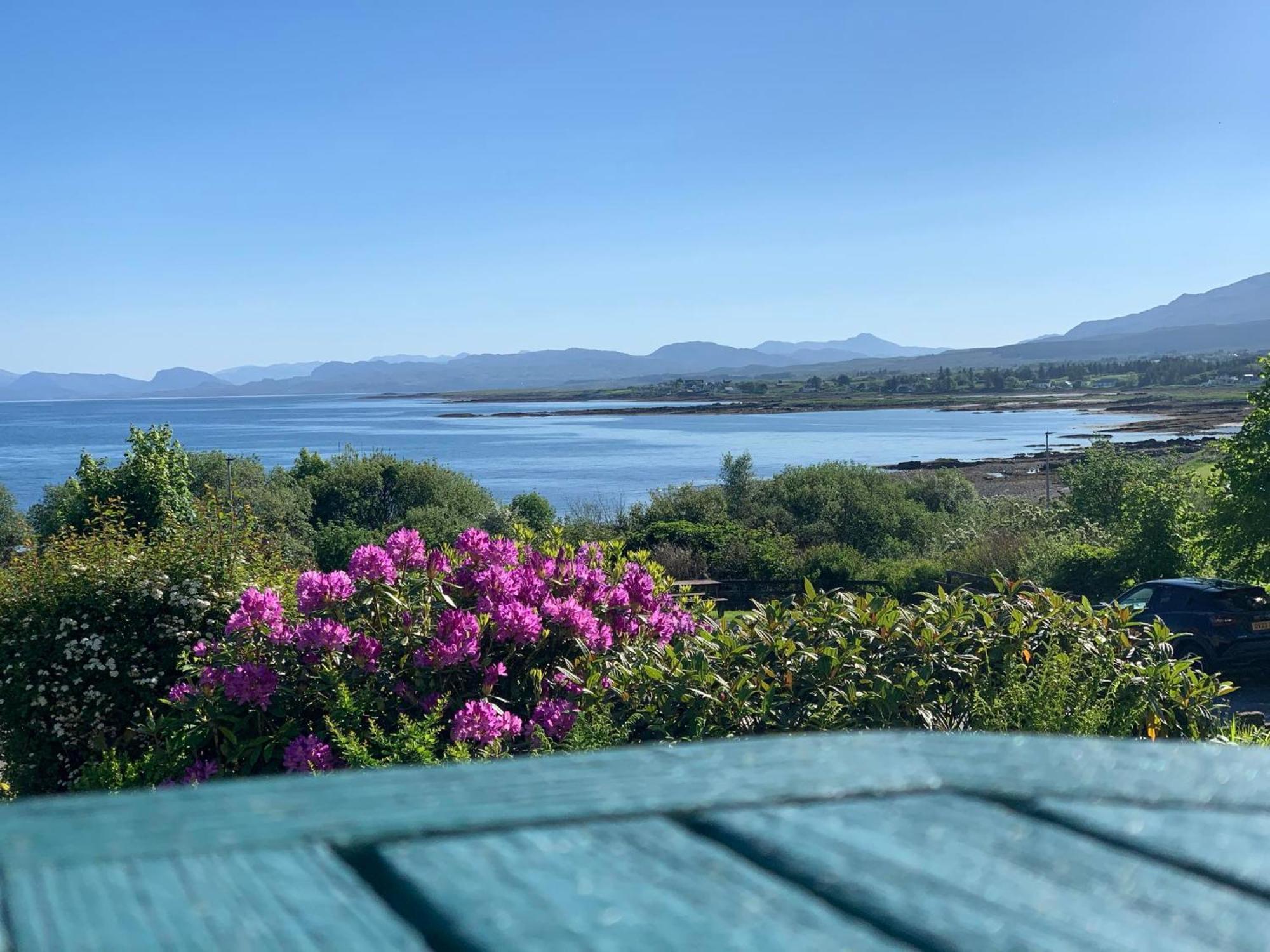 Skye Basecamp Hostel, Broadford Bay, Isle Of Skye 外观 照片