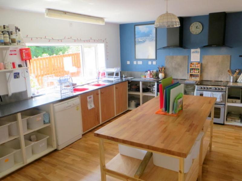 Skye Basecamp Hostel, Broadford Bay, Isle Of Skye 外观 照片